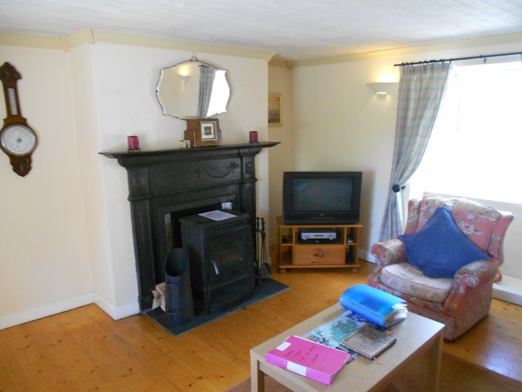 Ballagh Court Villa Ballynabola Room photo