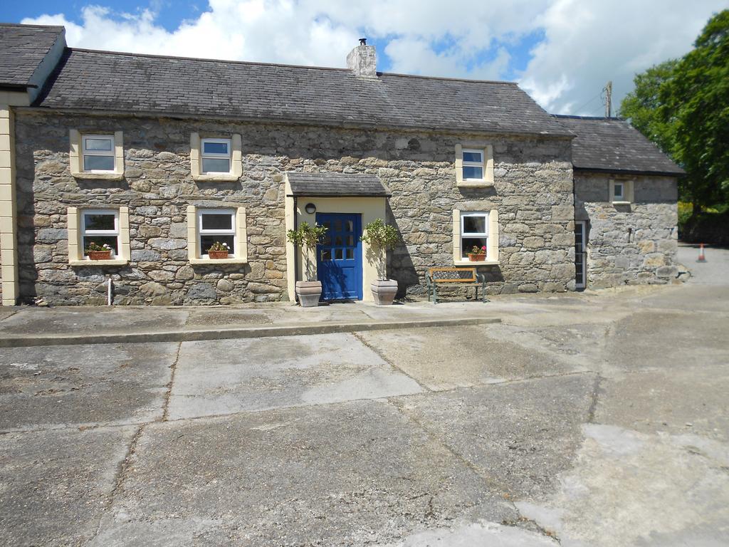 Ballagh Court Villa Ballynabola Room photo